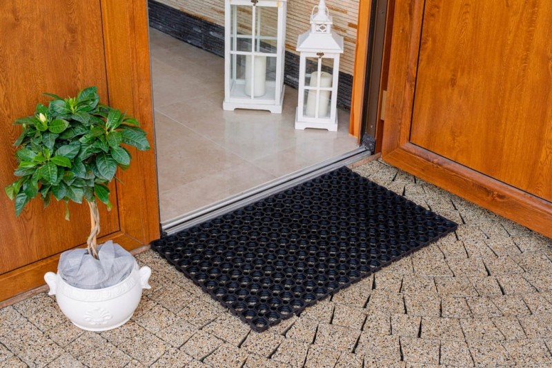 bfc780a5cc21a5db8317d5bf1672952f