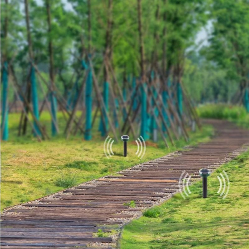 8 x Silny Odstraszacz na krety solarny Nornice Myszy Kuny Gryzonie 6800m²