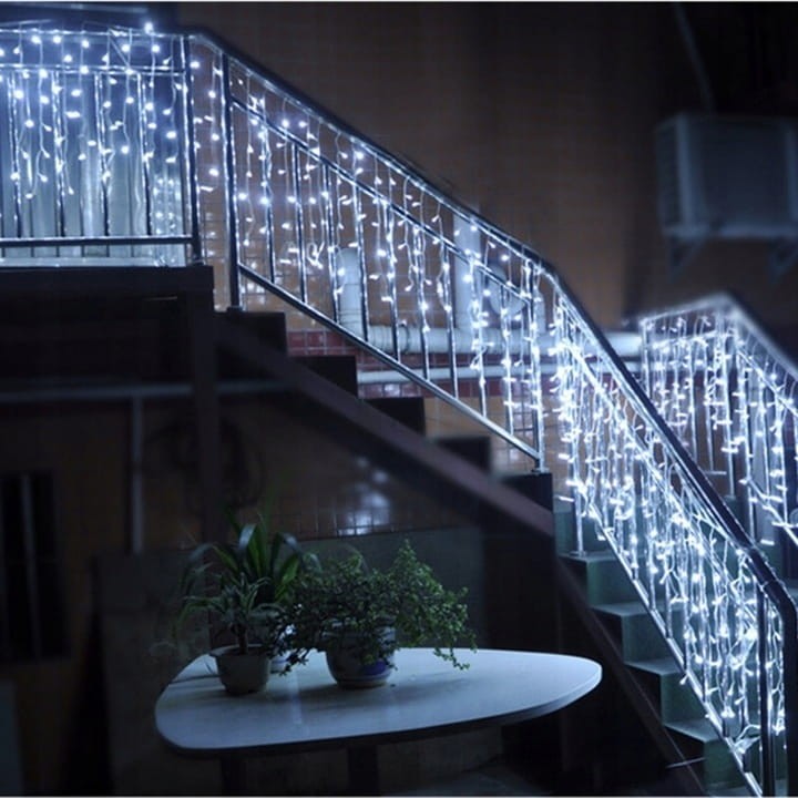 Białe Zimne Sople 500LED FLASH 21m Lampki Kurtyna Zewnętrzna Świąteczna