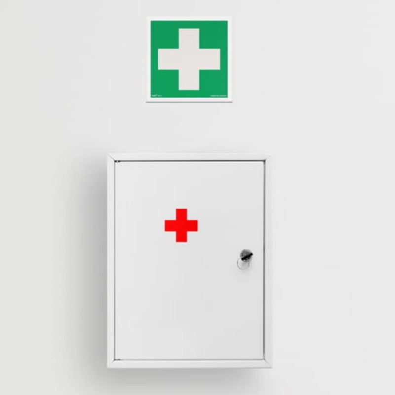 Znak ochrony PPOŻ Pomoc Medyczna 15x15 cm płyta PCV fotoluminescencyjna