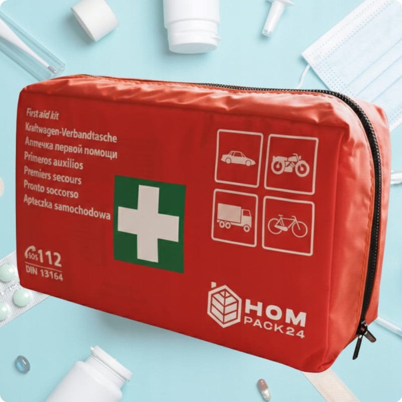 Zestaw do auta Gaśnica 1kg 2026r Trójkąt Apteczka DIN13164 Kamizelka żółta