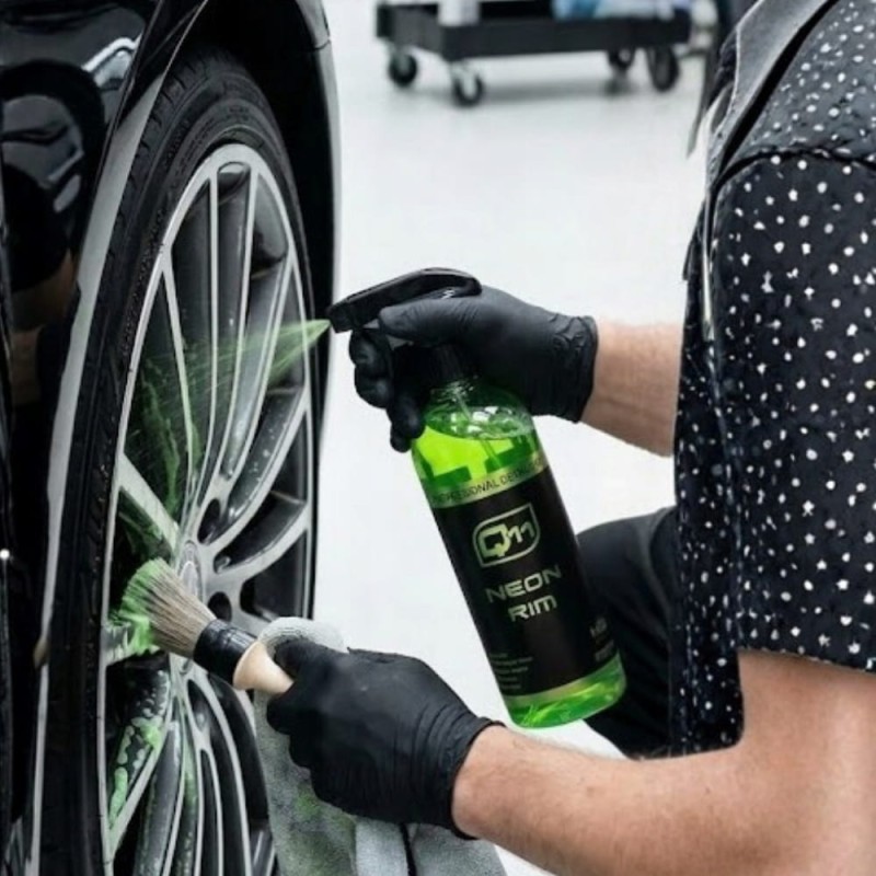 Bezkwasowy Płyn Do Mycia Czyszczenia Felg Deironizer 750 ml Z Atomizerem