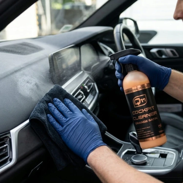 Q11 ORANGE Środek Do Czyszczenia Wnętrza Plastików 750ml SATYNA Atomizer