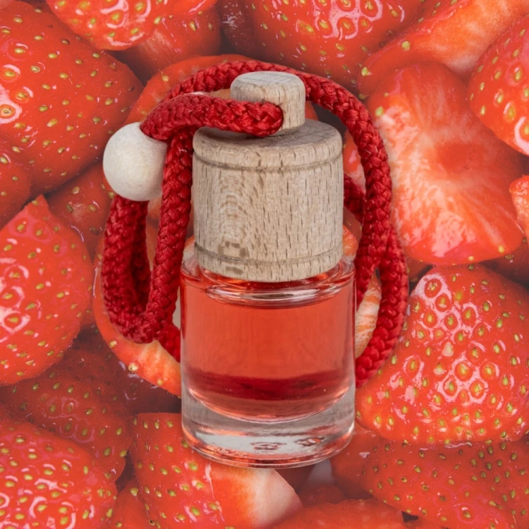 Zapach do auta Zawieszka zapachowa Strawberry TOP FRAGRANCE WOOD 5ml 60 dni
